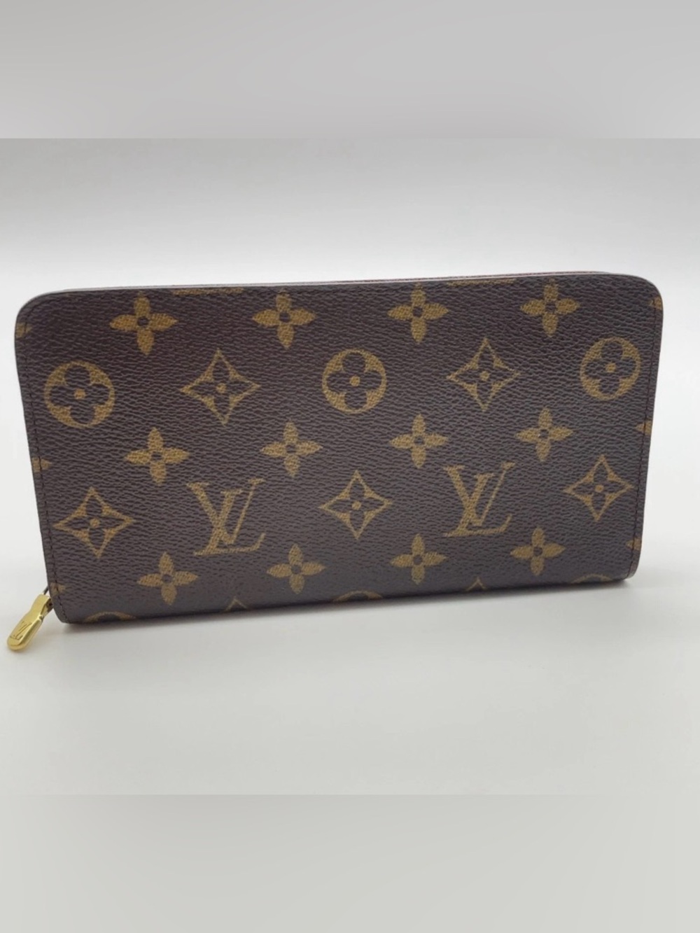 Auth Louis Vuitton Monogram
Portemonnaie Zippy Wallet